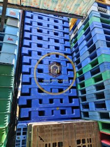 pallet nhựa ngành điện tử