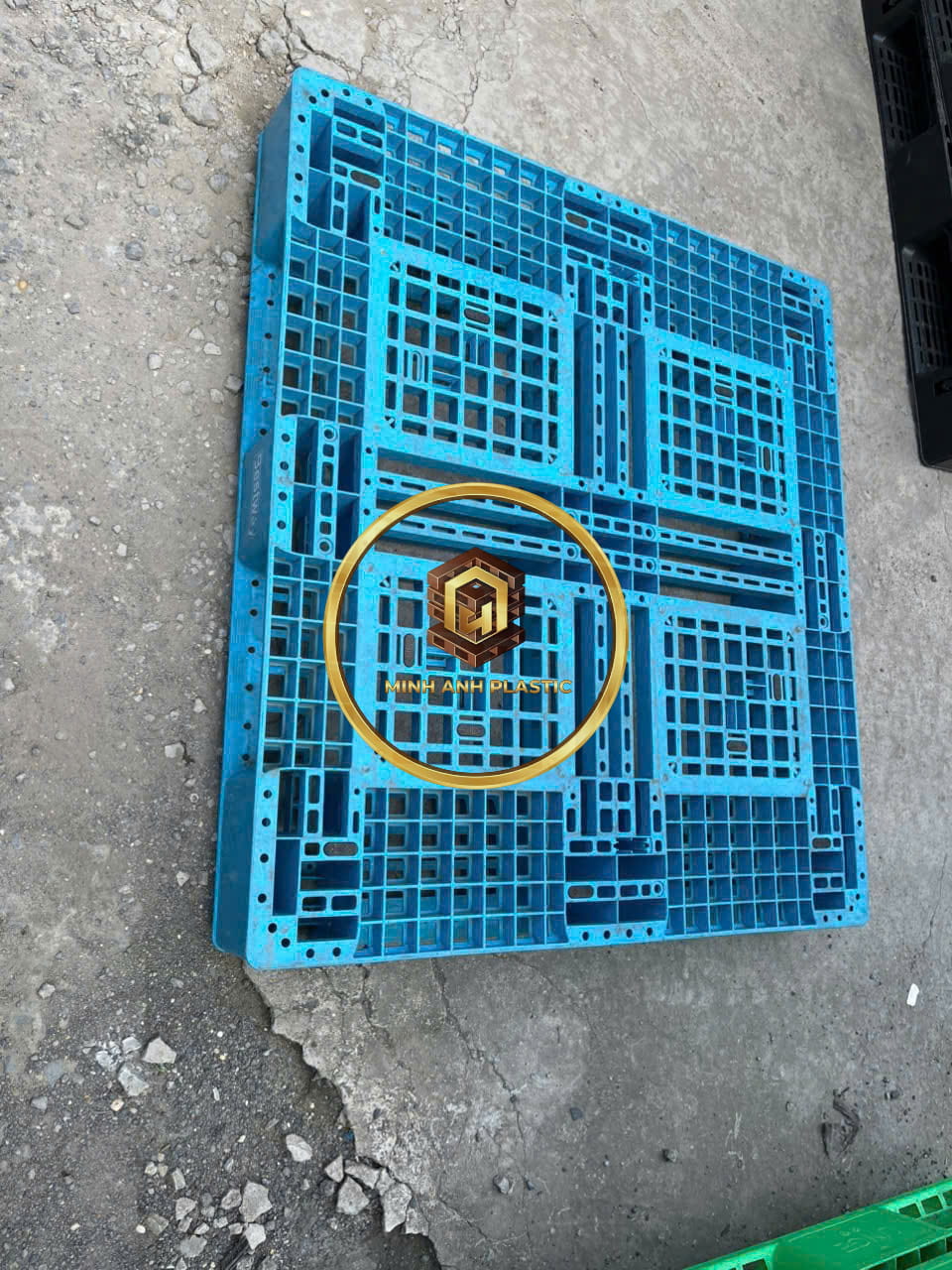 pallet nhựa ngành dược phẩm