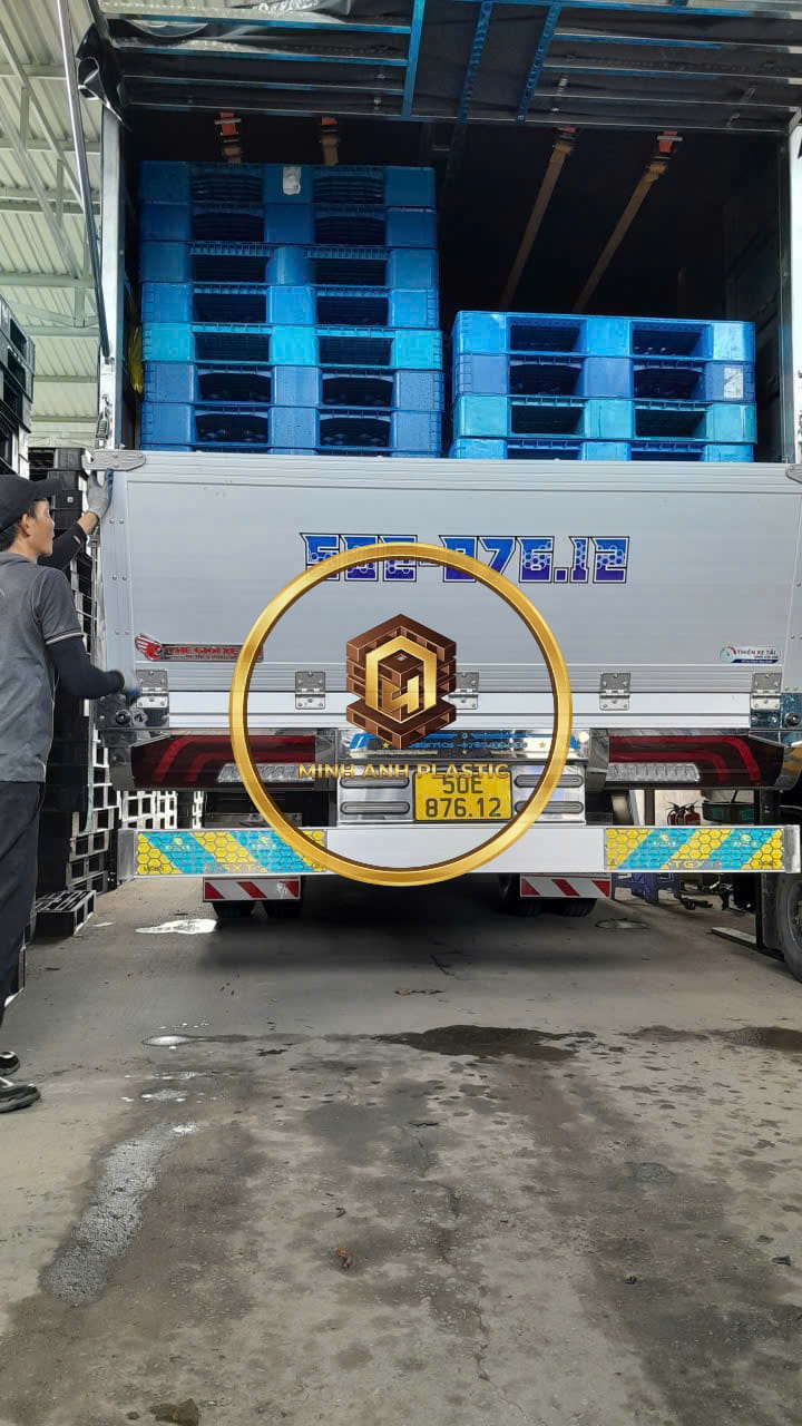 pallet nhựa ngành dược phẩm