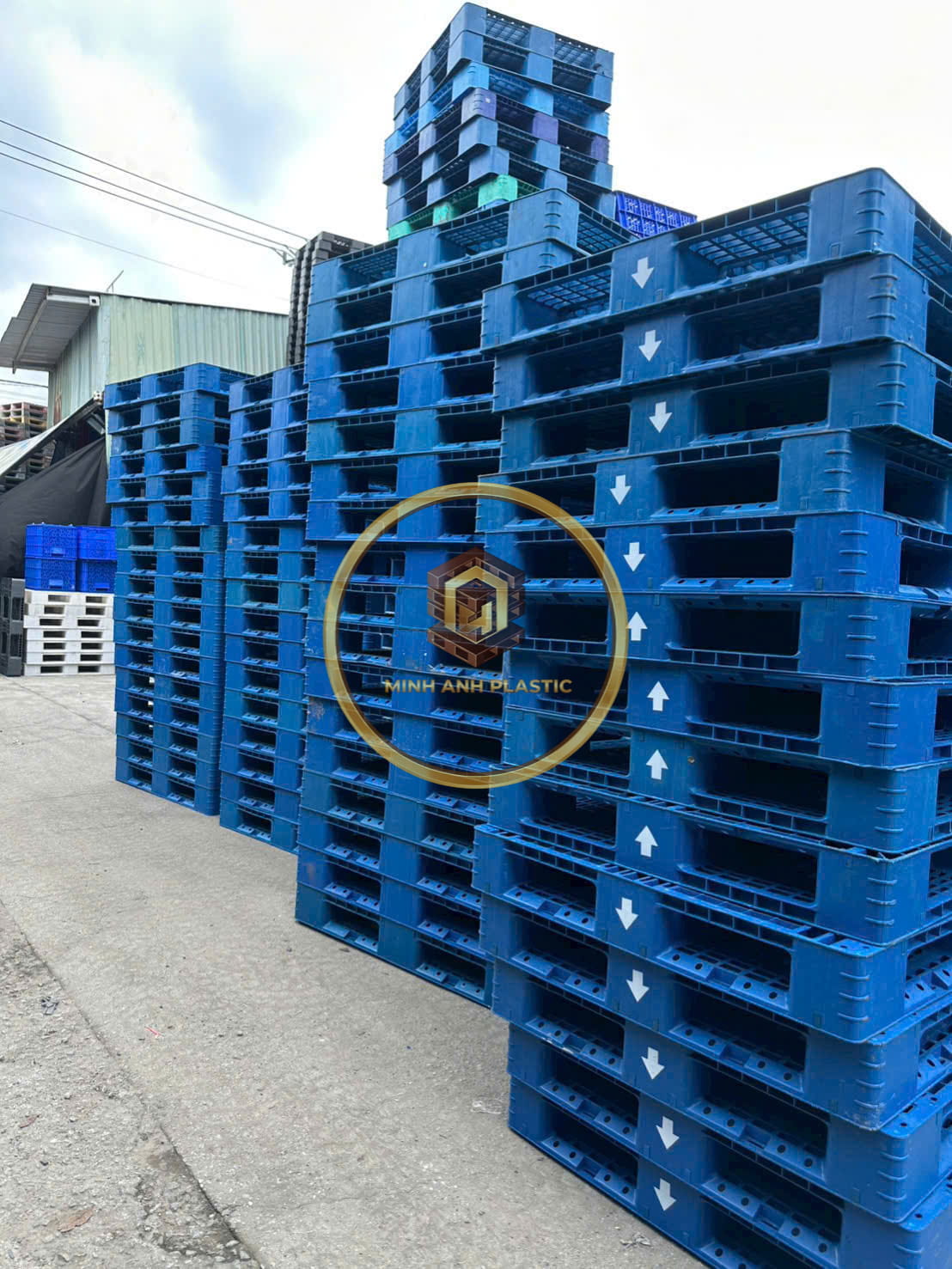 pallet nhựa 1400x1100